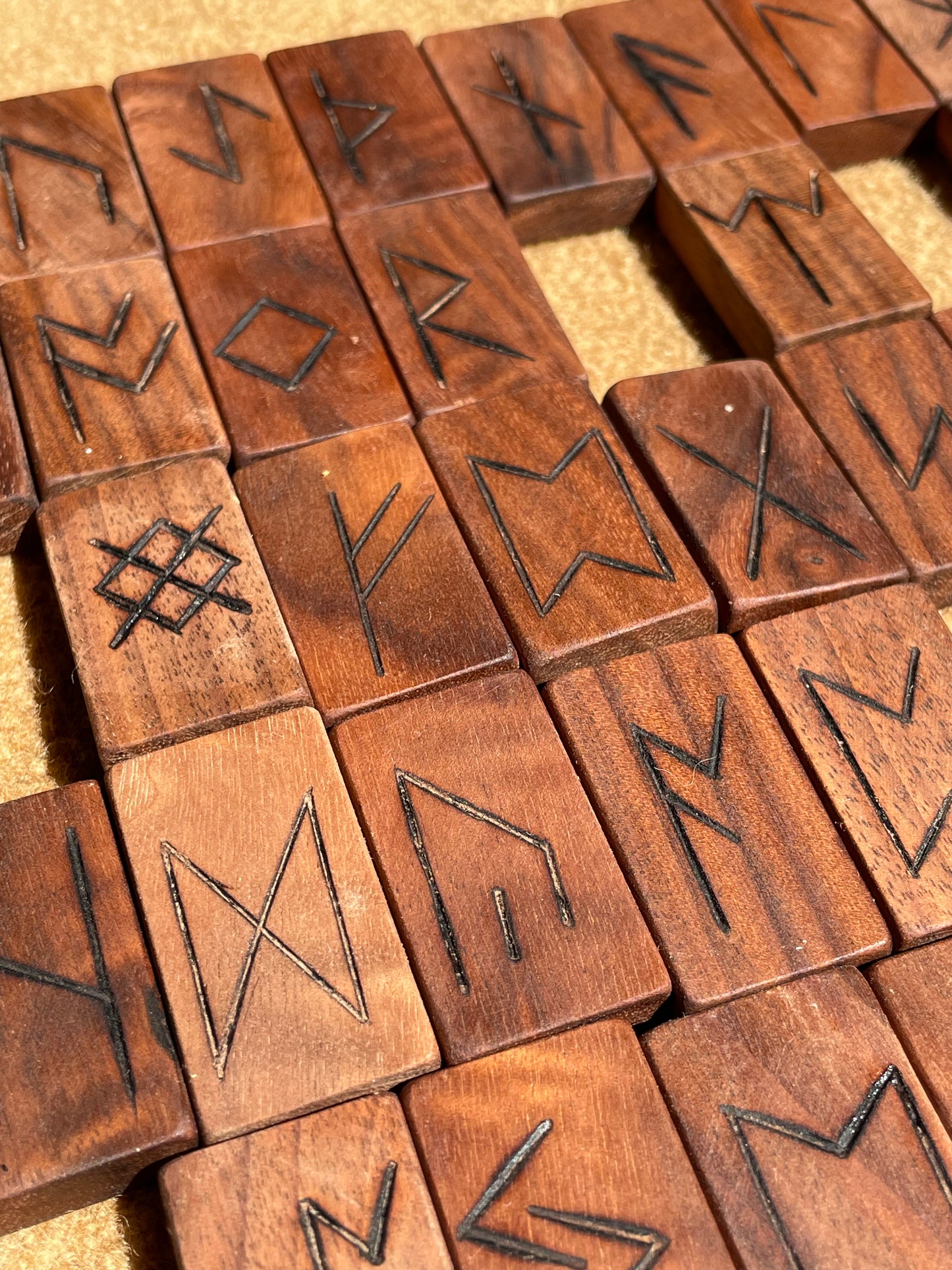 Daughter of the Mountain Rune Set